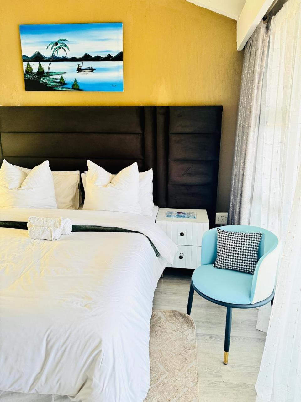The Holiday House Harties Hartbeespoort Esterno foto